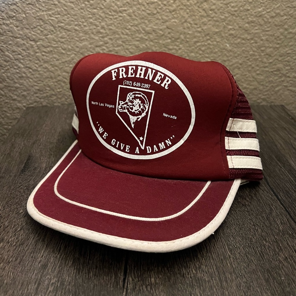Super cool Vintage Mesh Trucker hat🥇